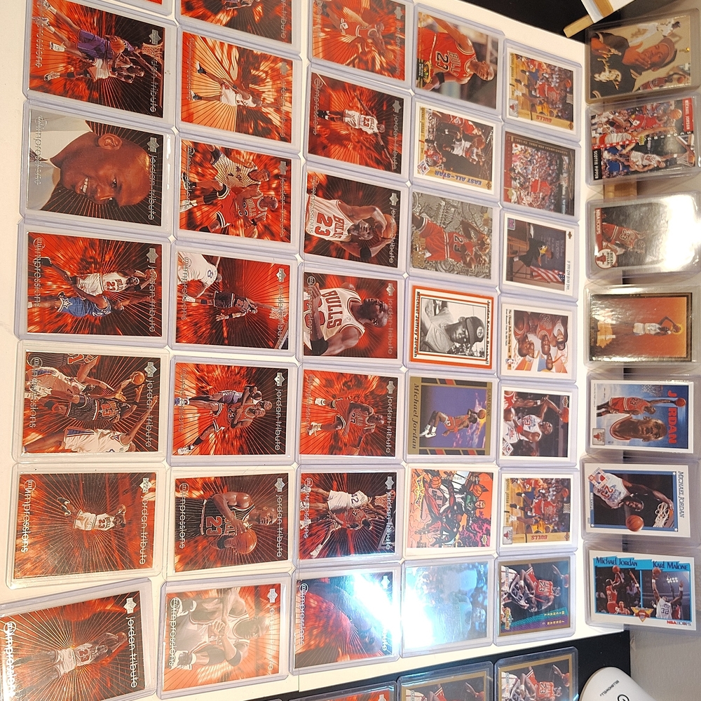 Basketball Trading Card Collection - Picture 12 of 16